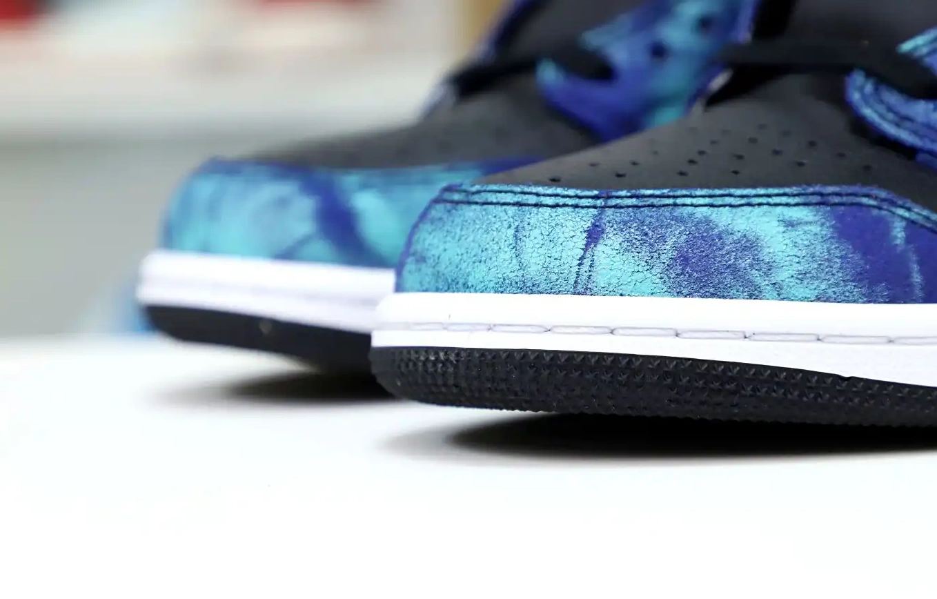 Tie-Dye Air OG  Jordan 1 High 0605